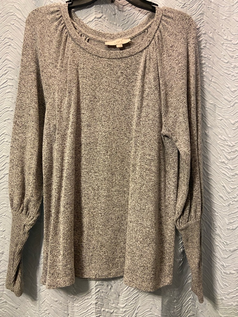 LOFT Gray Heathered Knit Pullover